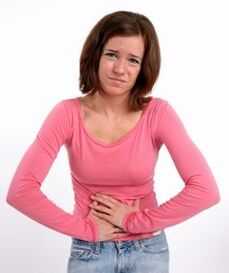 Dolor abdominal en una mujer con gastritis.